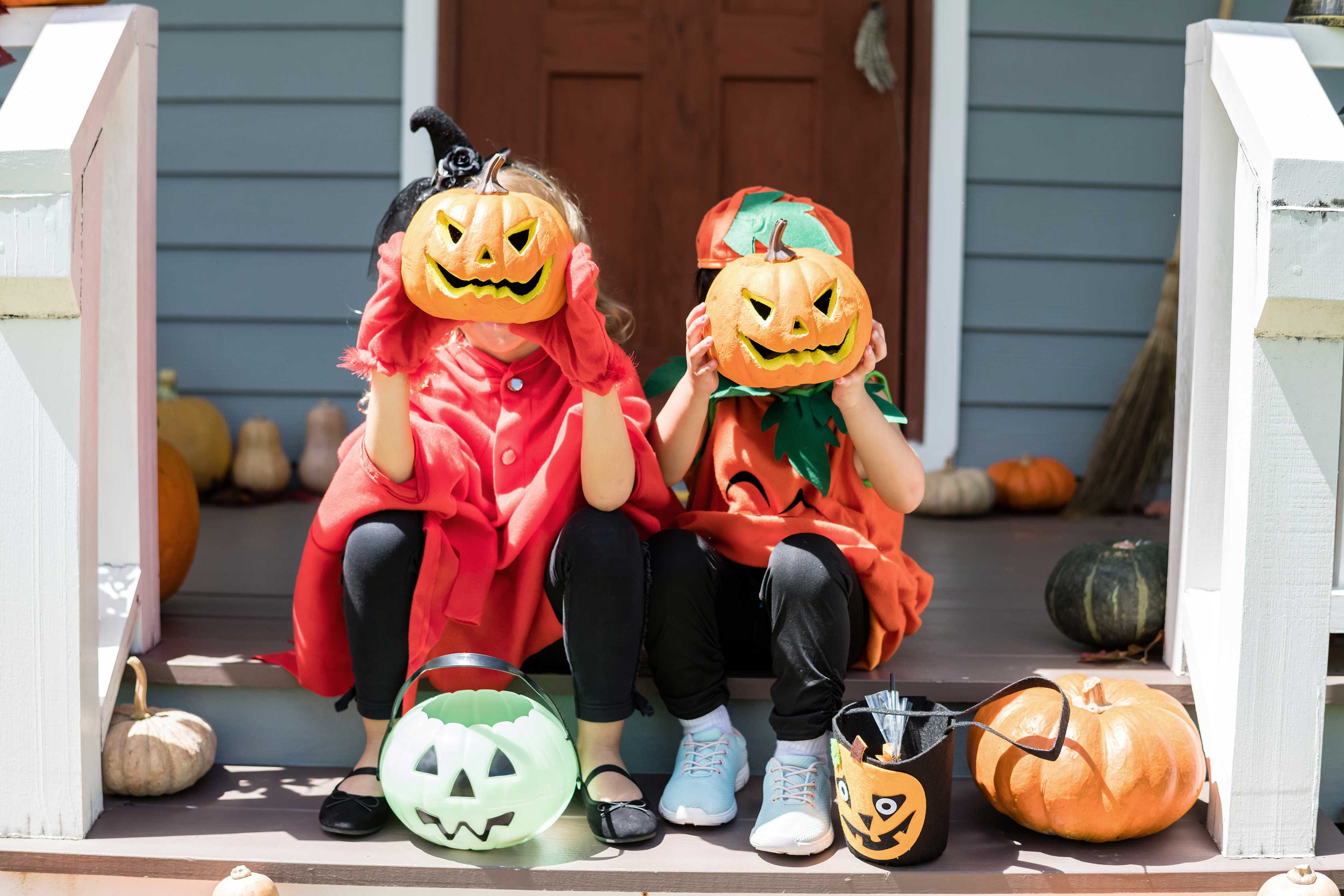 5 Tips & Treats for a Money-Saving Halloween